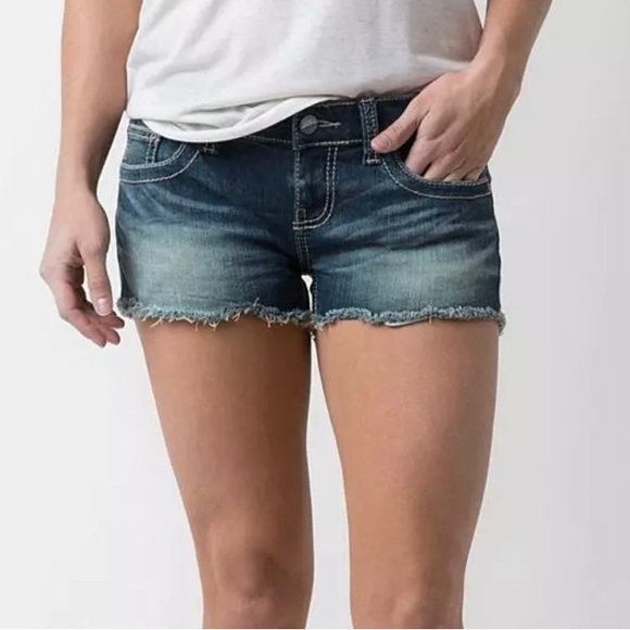 BKE Pants - BKE Stella Short Size 28